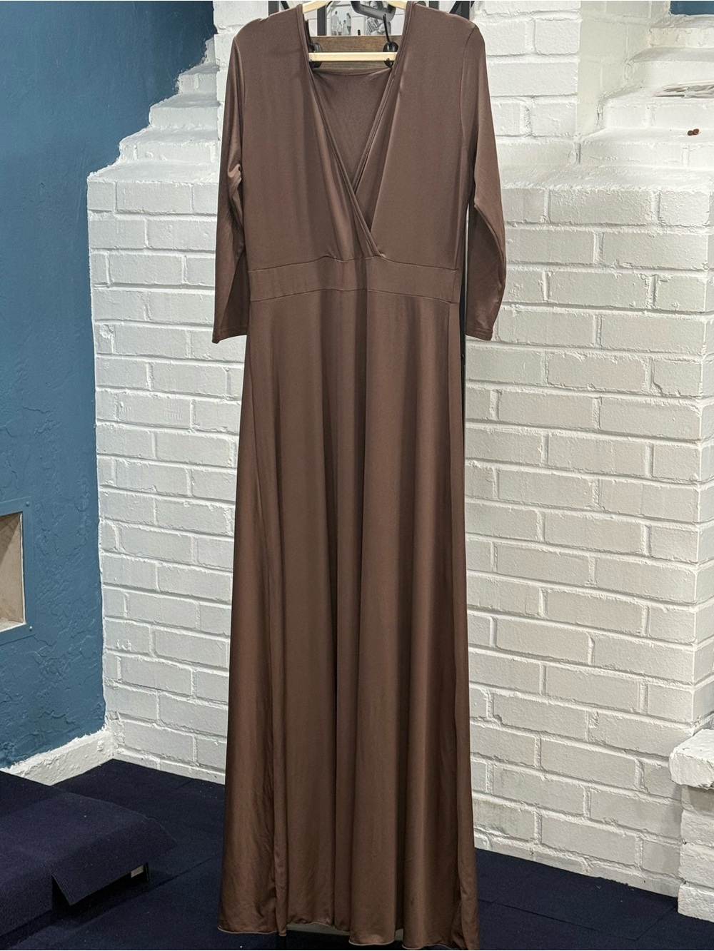 Women's Brown 3/4 Sleeve V-Neck Maxi Dress